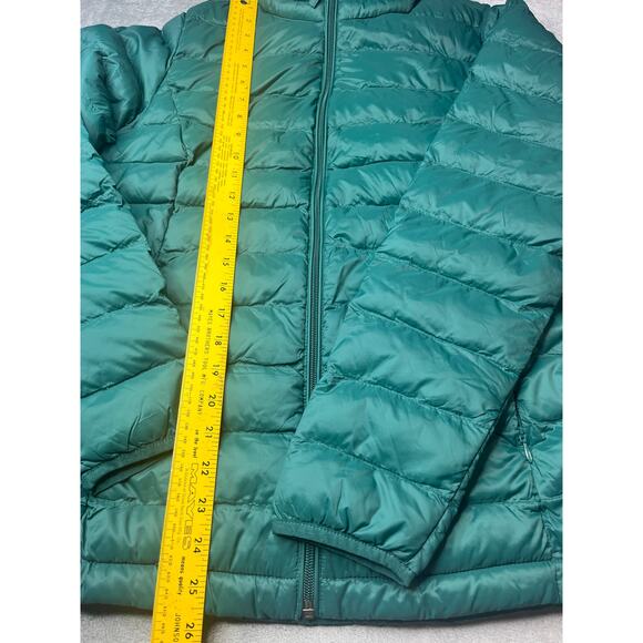 Amazon Essentials Long-Sleeve Water-Resistant Packable Jacket Size Medium - Picture 5 of 7